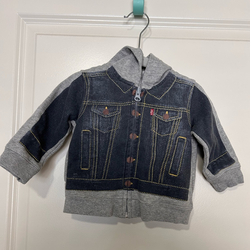 Levi’s Hooded Jacket size 6M